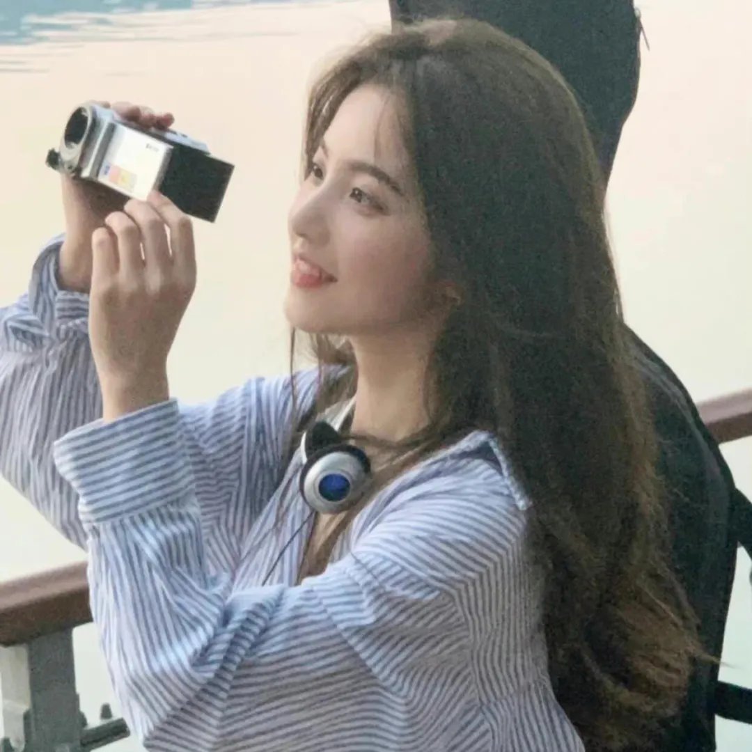 穿越后整个世界都要我命